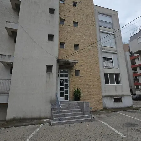 Apartment Eva Mamaia