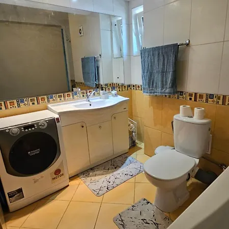 Apartment Eva Mamaia