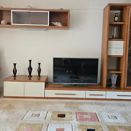 Apartment Eva Mamaia