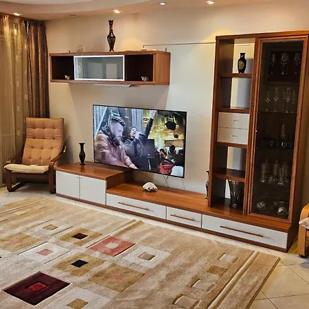 Eva Apartment *