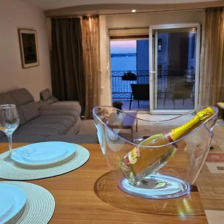 Appartement Eva Mamaia