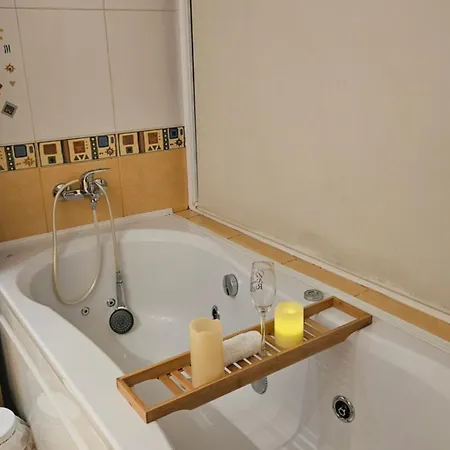 Apartment Eva Mamaia